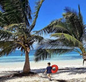 Belle Mare Beach