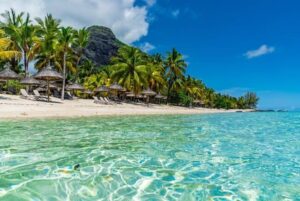 Le Morne Beach