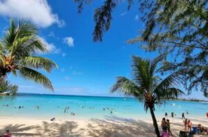 Peyrebere Beach